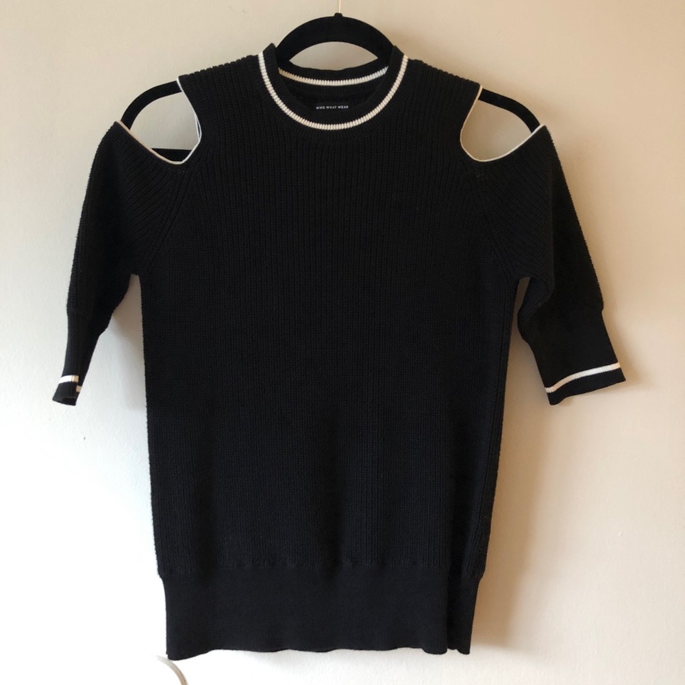 Cold Should quarter  sleeve length sweater